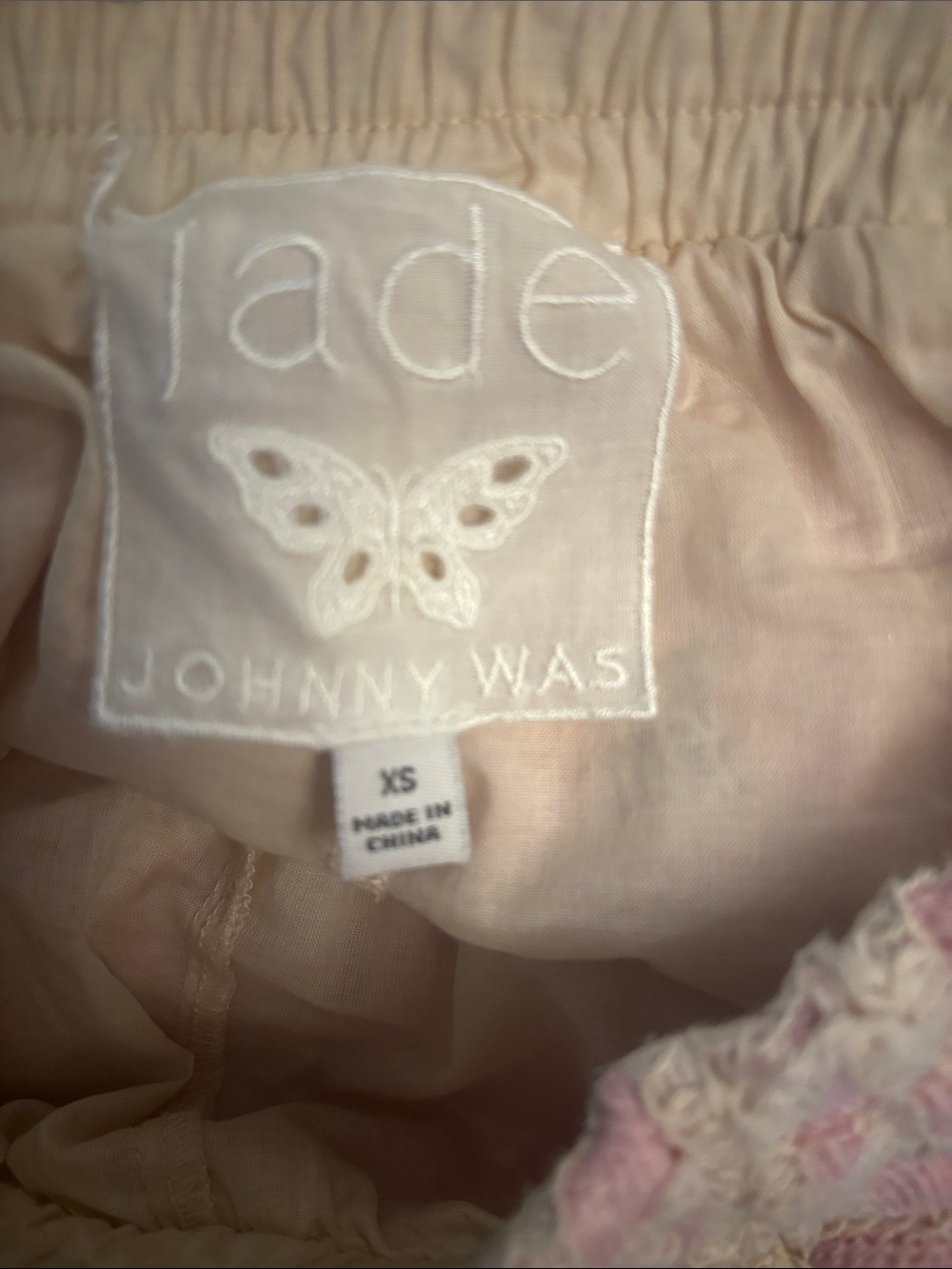 Johnny Was Cream and Light Pink Crochet Wide-Leg Crop pants - Picture 4 of 5